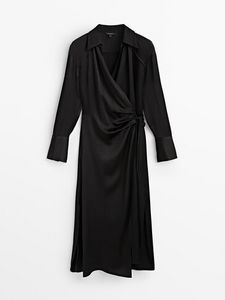 Προσφορά Μαύρο Σεμιζιέ Σατινέ Φόρεμα για 99,95€ σε Massimo Dutti