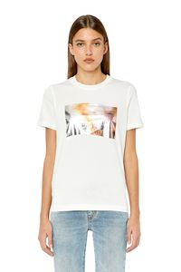 Προσφορά T-shirt with metallic blurry-face print για 128€ σε DIESEL