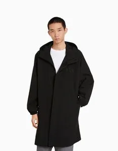 Προσφορά Oversize parka coat για 41,99€ σε Bershka