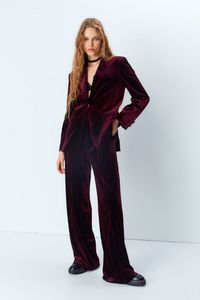 Προσφορά Velvet blazer + Colours 49.99€ για 49,99€ σε Sfera