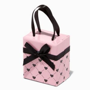 Προσφορά Small Pink Heart Quilted Gift Box για 2,99€ σε Claire's